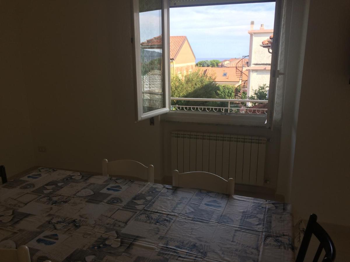 A Casa Di Nonna Luciana - Trilocale Con Giardino Ceriale Exterior foto
